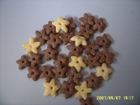 3000 KG Kapazität kleiner automatischer Maismehl-Snack-Lebensmittel-Extruder für die Snackproduktion