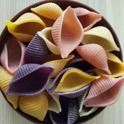 Zustand Maschine zur Herstellung von Macaroni-Schrauben mit Einzelschraubextruder